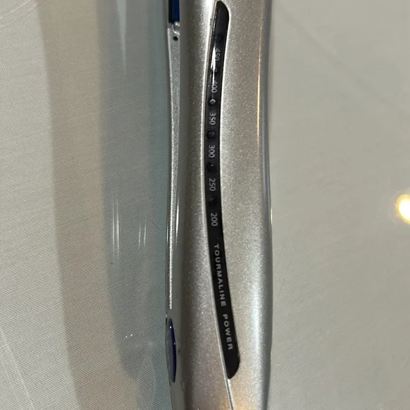 Flat iron - Picture 3 of 6